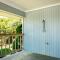 Beach Getaway Among The Oaks