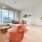 Distinguished 2BR at Harbour Views Tower 1 by Deluxe Holiday Homes - 迪拜