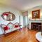Bowling Green House with Shared Pool!
