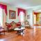 Bowling Green House with Shared Pool!
