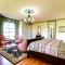 Bowling Green House with Shared Pool!