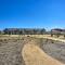 7 Mi to Lewisville Lake Family Townhome in Frisco