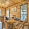 Broken Bow Getaway Covered Deck, Grill and Fire Pit - بروكن بو