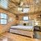 Broken Bow Getaway Covered Deck, Grill and Fire Pit - بروكن بو