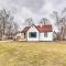 Pet-Friendly Uptown Normal Home: Steps to ISU