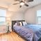 Pet-Friendly Uptown Normal Home: Steps to ISU