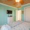 A Wave From It All by Oak Island Accommodations - أوك آيلاند