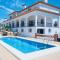 Spacious Villa with Exceptional Views in Malaga - Casarabonela