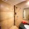 Status Business Hotel - Naveen Market