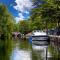 200 Breakaway Chalet