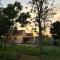 Rustic Village Farmhouse - 班加罗尔