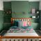 La Brisa-fully refurbished, perfect local