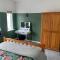 La Brisa-fully refurbished, perfect local