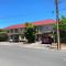 Glenelg Holiday Apartments-The Broadway - Ґленелґ