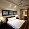 Pure Magnetic Villa 6