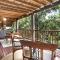 Bindi Treehouse - Elevated Pole Home - Freshwater