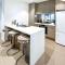 Deluxe 3 Bedroom Apartment in Southbank