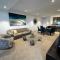 Deluxe 3 Bedroom Apartment in Southbank