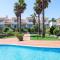 Pool-Golf-Ocean resort home in Praia Del Rey
