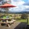 Halsteads: peaceful location, stunning views