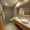 Mayfair Resort - 邦劳