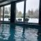 Chambre avec spa, piscine et sauna privatif - Louches