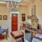 MacLeod House Guest Cottage