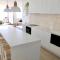 Monterey Lodge - Unit 18, 27 Warne Terrace, Kings Beach Caloundra