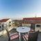 Lucian, sea view ap. for 4