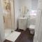 Linroy Guest House