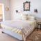 Double-Story Holiday Home with Pool & Seaview - Port Alfred