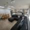 High Spec Large 6 Bedroom House!
