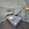 High Spec Large 6 Bedroom House!