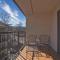 Oak Square - Unit 403