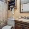 Oak Square - Unit 403
