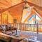 Spacious 4BR w/ Amazing Views!