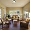 Renovated Spacious Beach House-Steps from the Beach!
