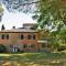 Agriturismo Podere Caggiolo - Swimming Pool & Air Conditioning