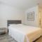 Motel Champlain - Brossard