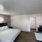 Motel 6-Orange, CA - Anaheim - Anaheim