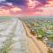 Oceanfront 2BR Cottage w Sunsets Views Comfy and Pet and Family Friendly