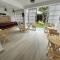 Casaroma Hostels