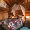 Caledonian Cabin