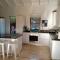 Bush house by the sea, Ponta Malongane