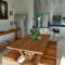 Bush house by the sea, Ponta Malongane