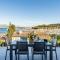 Superbe appartement 2 chambres en haut de Villa