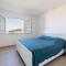 Superbe appartement 2 chambres en haut de Villa