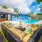 Cozy Blue house blocks from beach with Private Pool, BBQ, Backyard - Deerfield Beach