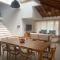 Casa alto padrão a 100 metros da praia brava