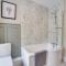 Sage Cottage: Homely, Cosy Cottage with Log Burner